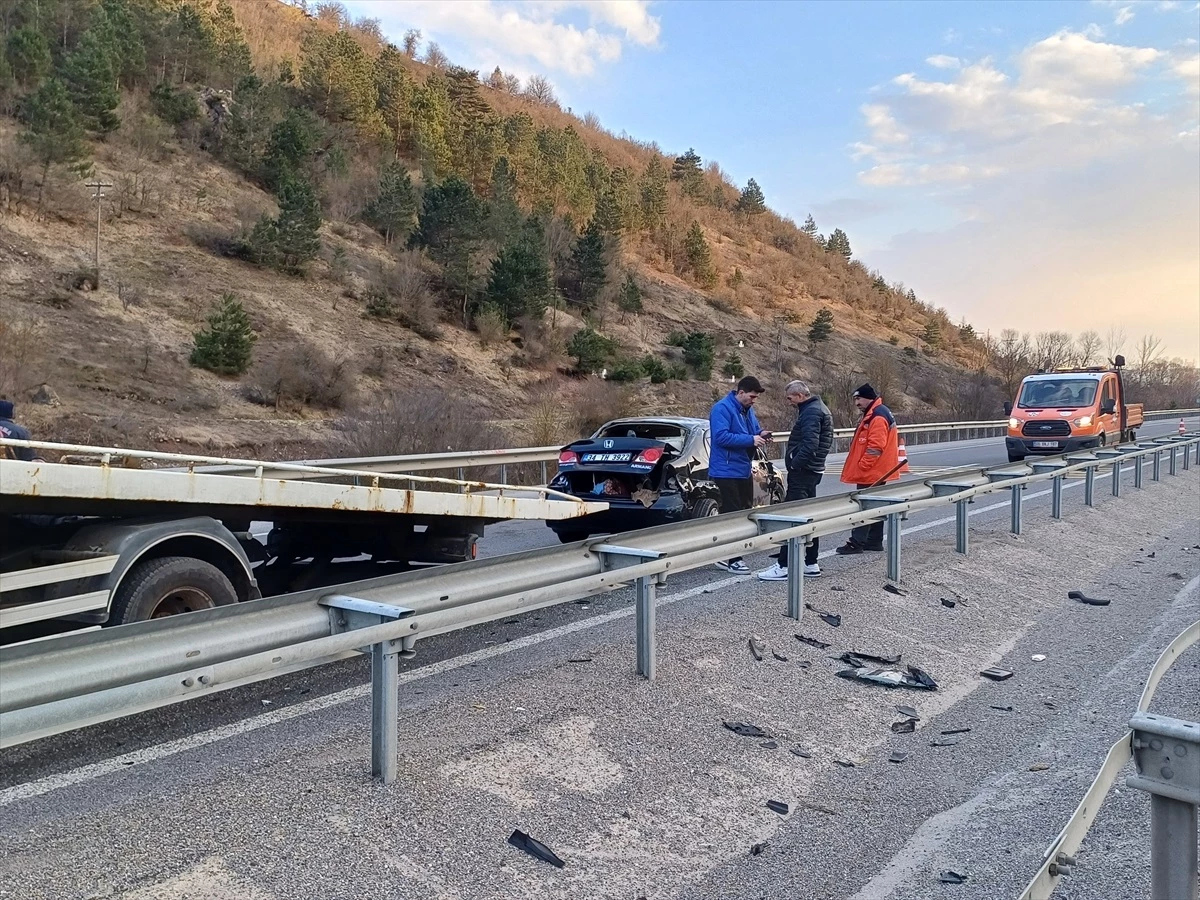 Bolu\'da Otomobil Kaza Yaptı, 1 Kişi Yaralandı