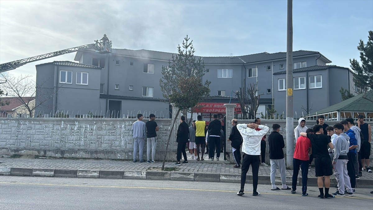 Boluspor\'un altyapı tesislerinde çıkan yangın söndürüldü