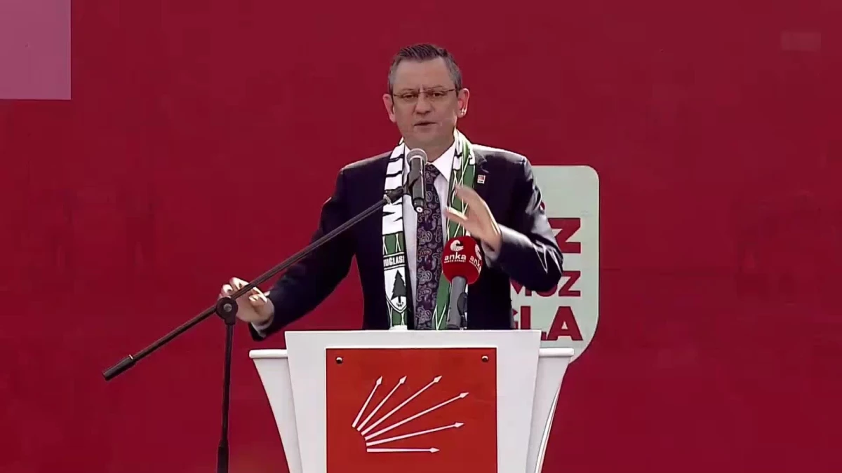 CHP Genel Başkanı Özgür Özel: "şimşek Diyor Ki \'1 Nisan\'dan Sonra Sıkı Para Politikasına Geçeceğiz.