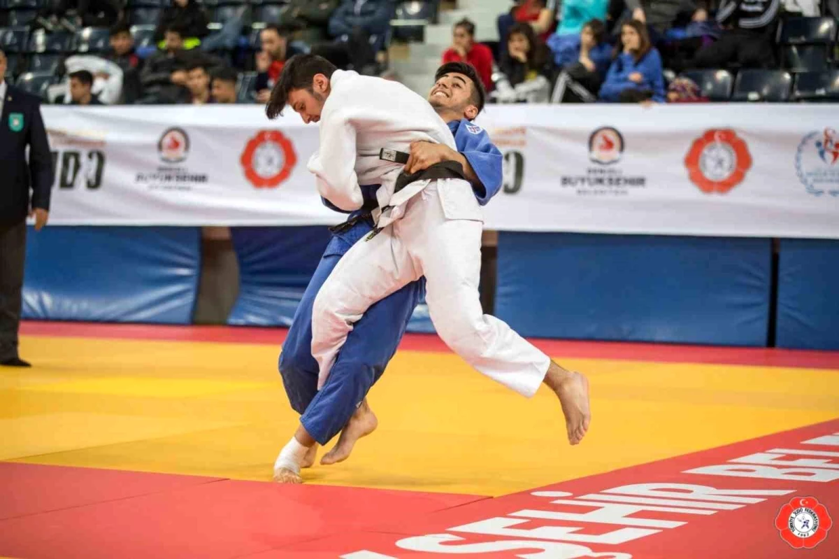 Judo Okul Sporları Yıldızlar Türkiye Şampiyonası Denizli\'de yapılacak