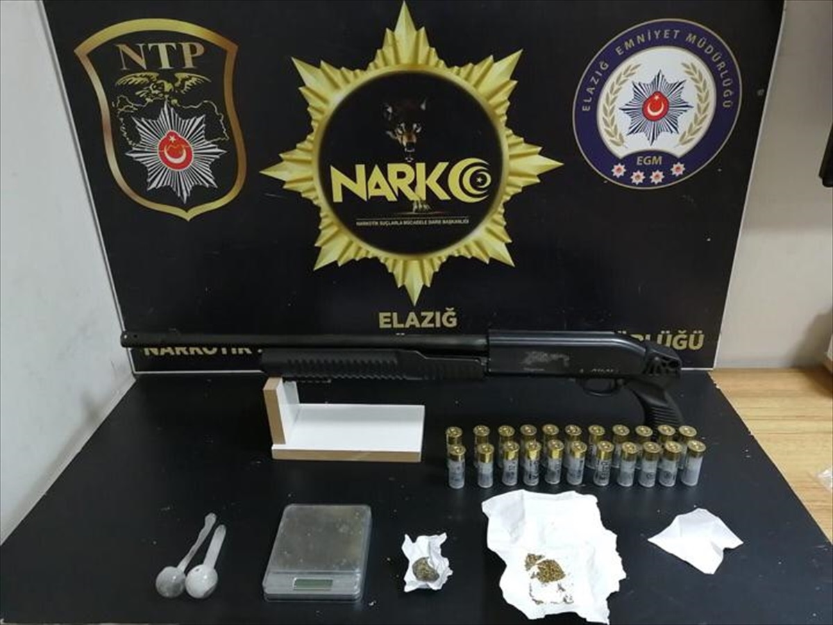 Elazığ\'da uyuşturucu operasyonunda 4 şüpheli gözaltına alındı