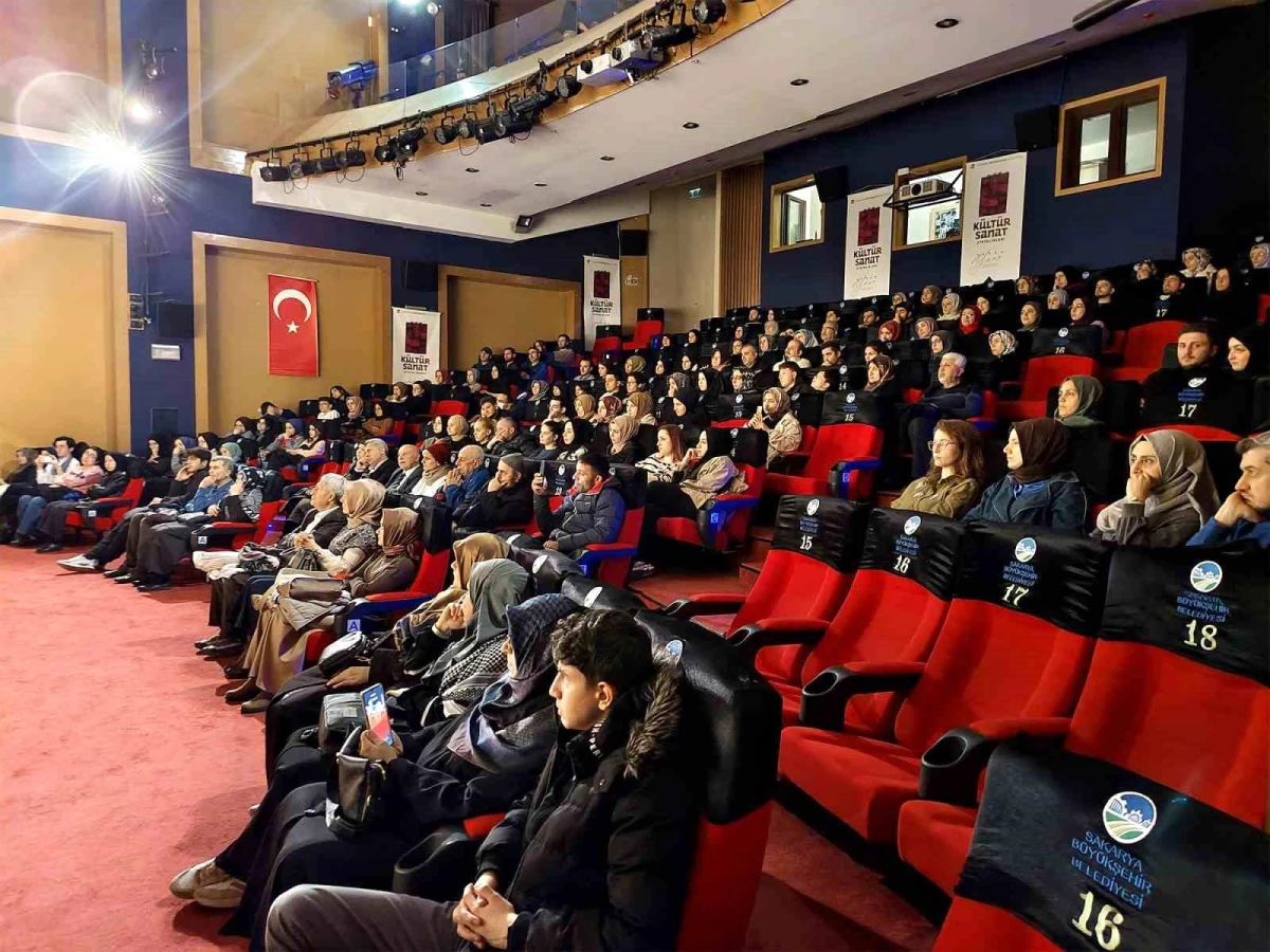 Sakarya Büyükşehir Belediyesi Şubat Kültür Takviminde Filistin meselesini anlatan tiyatro oyunu sahnelendi