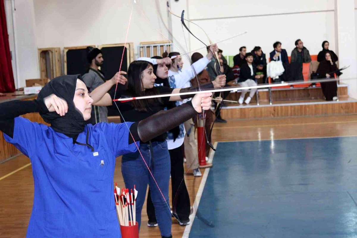 Erzincan Gençlik Merkezleri Arası Spor Lig Turnuvası Başladı