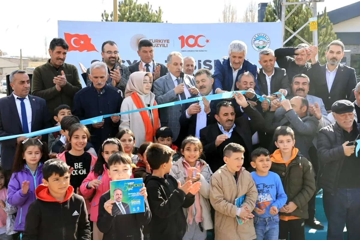 Talas Belediyesi, kırsal mahallelere sosyal tesisler kazandırmaya devam ediyor