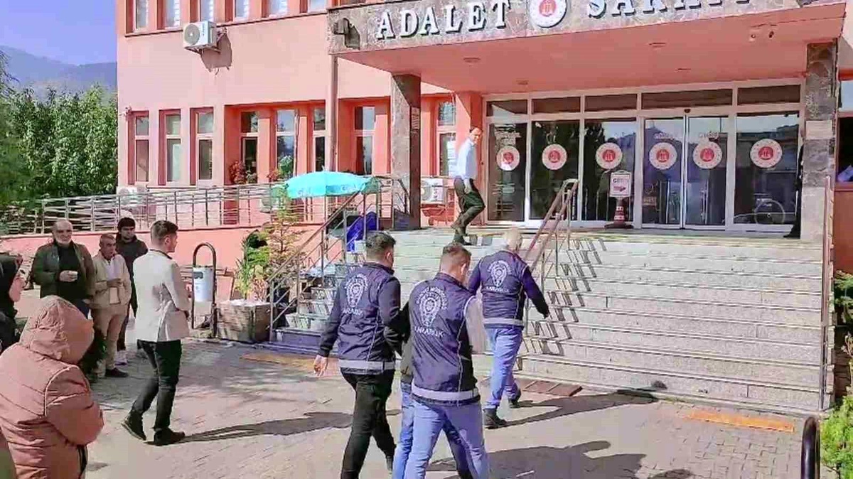 Karabük ve Zonguldak\'ta düzenlenen fuhuş operasyonunda 2 şüpheli tutuklandı