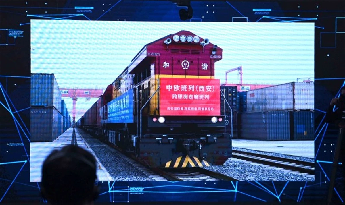 Kazakistan, Çin ile nakliye ve lojistik terminali inşa ederek Trans Hazar Uluslararası Taşımacılık Koridoru\'nu geliştiriyor