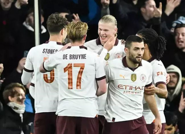 Manchester City 6 golle kazandı, Erling Haaland 5 golle coştu rekora ortak oldu