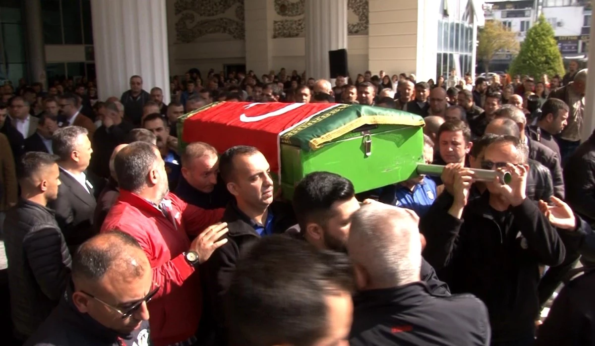 Antalya\'da Zabıta Memuru Saldırı Sonucu Hayatını Kaybetti