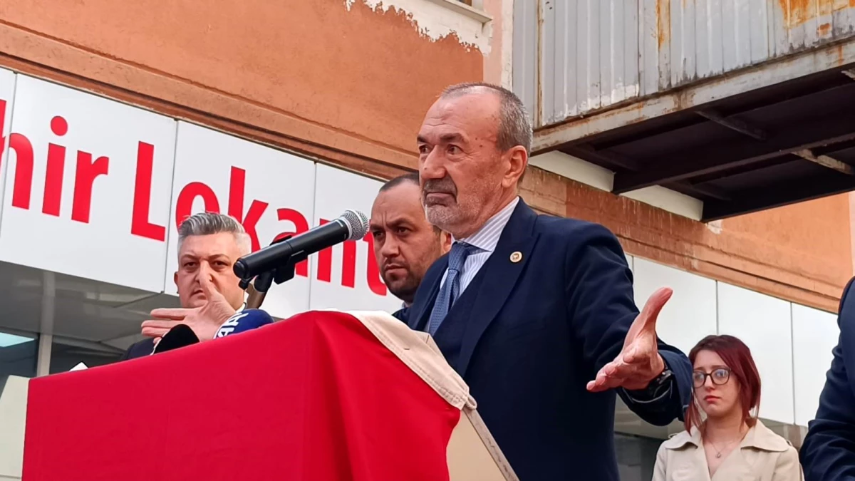 MHP Genel Başkan Yardımcısı Yaşar Yıldırım, Bilecik\'te seçim bürosunun açılışına katıldı