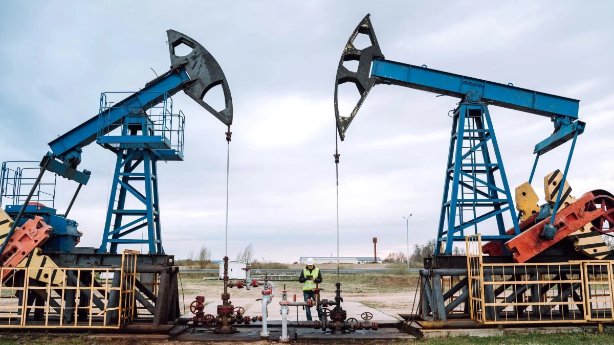 Rusya, petrol ihracatını altı ay süreyle askıya alacak