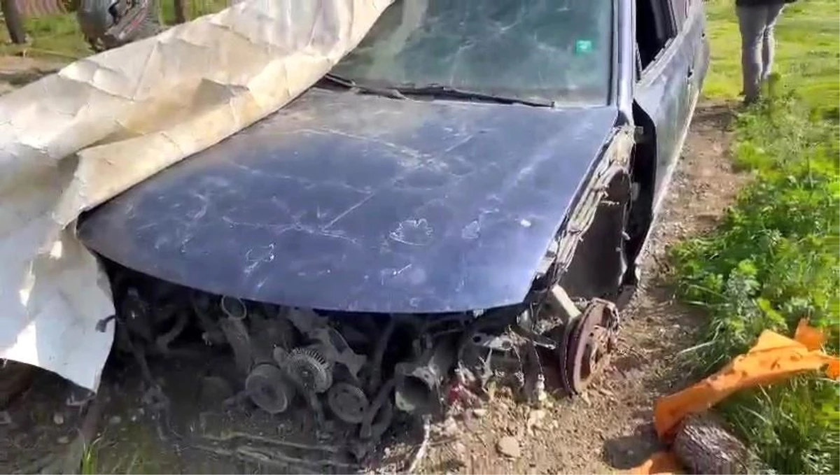 Samsun\'da Gümrük Kaçağı Otomobiller Ele Geçirildi