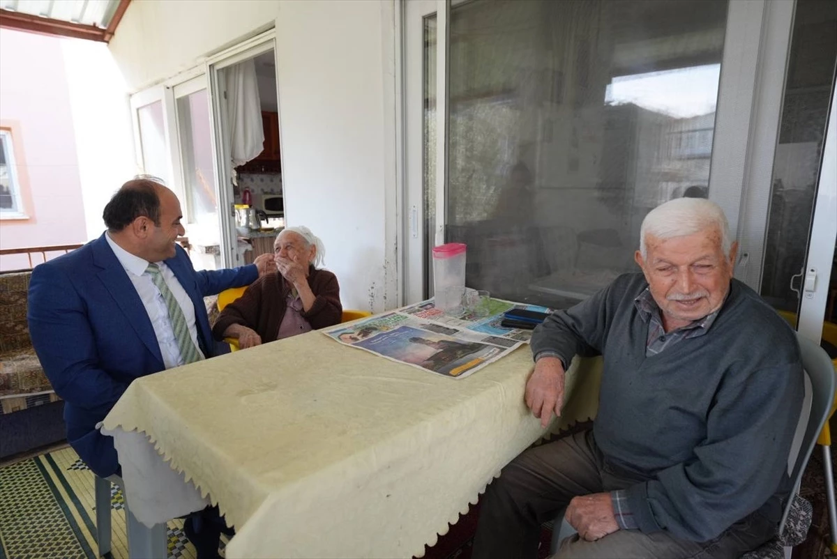 Seydikemer Belediye Başkanı ve Cumhur İttifakı Adayı Bayram Önder Akdenizli, Vatandaşları Evlerinde Ziyaret Etti