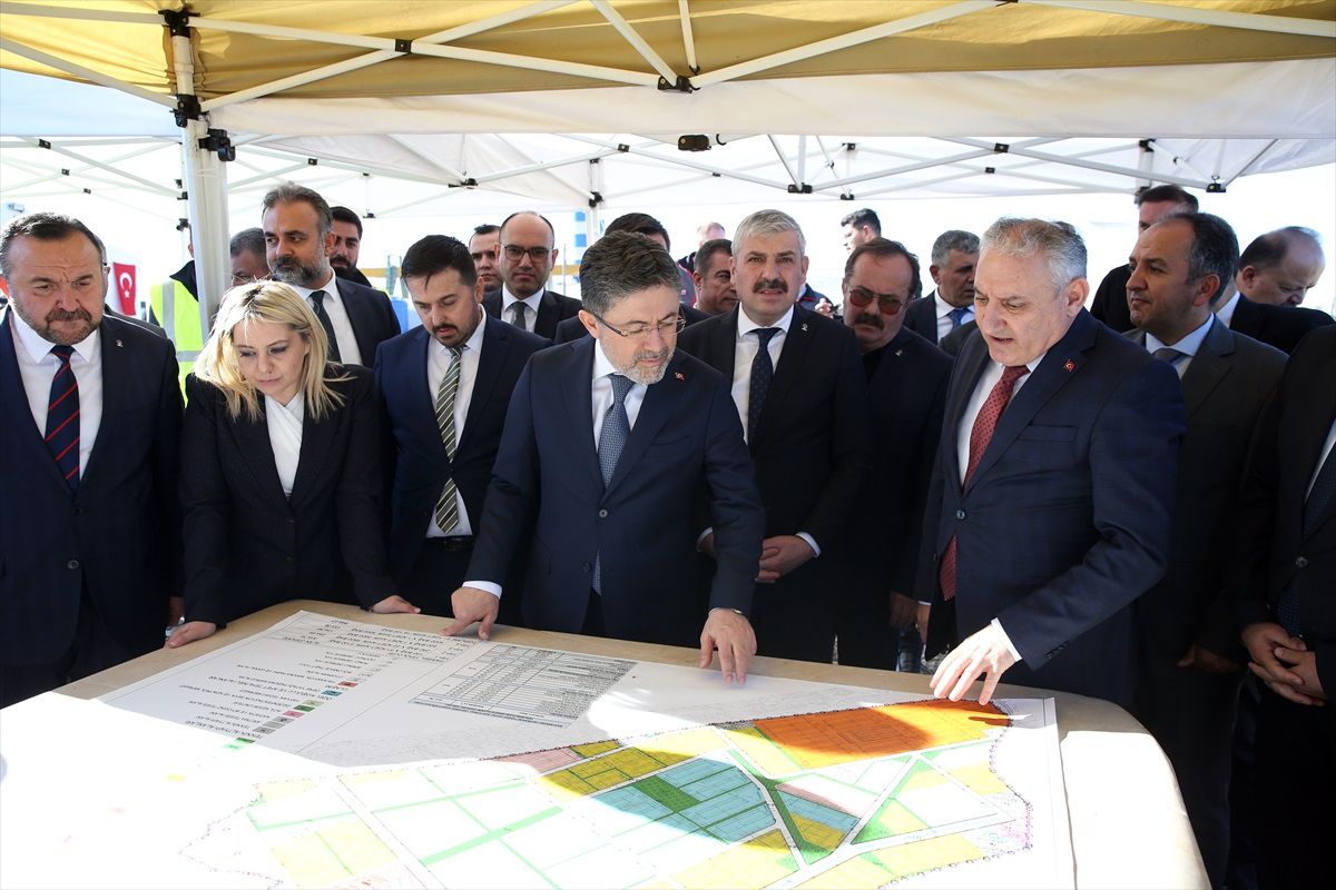 Tarım ve Orman Bakanı Yumaklı: Organize tarım bölgeleriyle amacımız üretimi artırmak