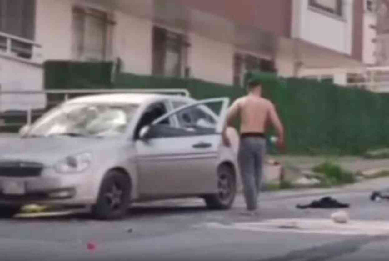 Tartıştığı komşusunu önce bıçakladı sonra arabasını yaktı Tartıştığı komşusunu önce bıçakladı sonra arabasını yaktı
