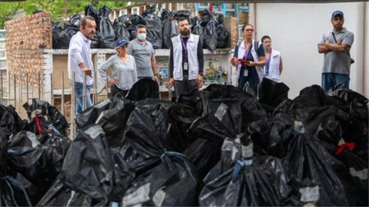 Toplu katliam iddiası! Kolombiya\'da çöp torbaları içinde 1086 kişiye ait kalıntılar bulundu