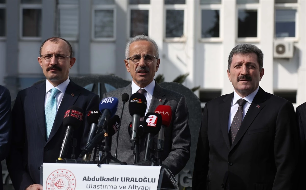 Ulaştırma Bakanı: Hızlı tren ağı Karadeniz\'e ulaşacak