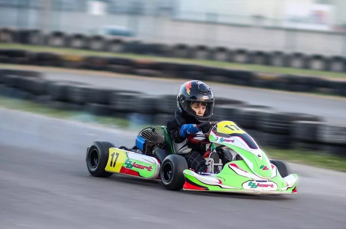 Aydın\'ın Nazilli ilçesinde 7 yaşındaki karting sporcusu Türkiye Kokart Şampiyonası\'na hazırlanıyor