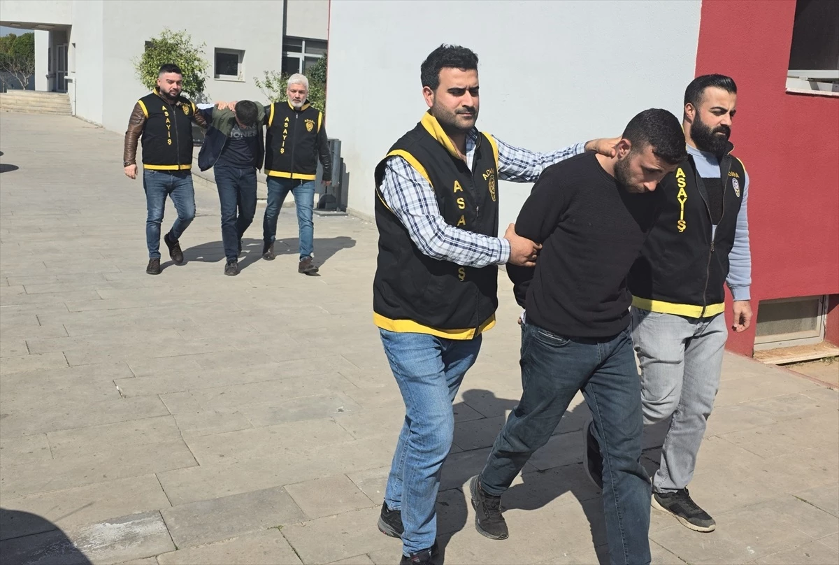 Adana\'da Çalıntı Araç Operasyonu: 3 Zanlı Tutuklandı