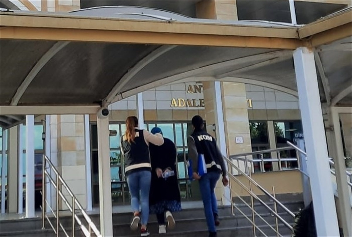 Antalya\'da Dolandırıcılık İddiasıyla Gözaltına Alınan Şüpheli Tutuklandı