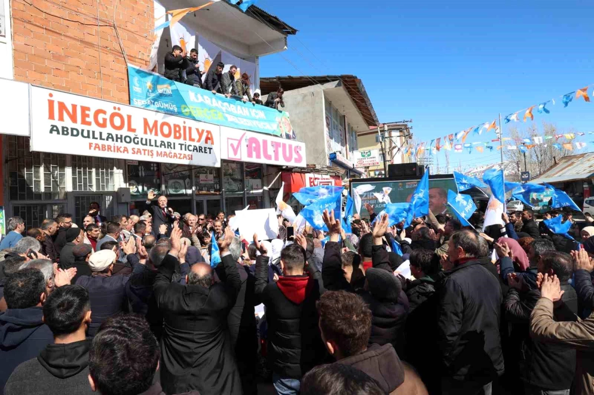Erzurum Büyükşehir Belediye Başkanı Mehmet Sekmen İlçeleri Geziyor