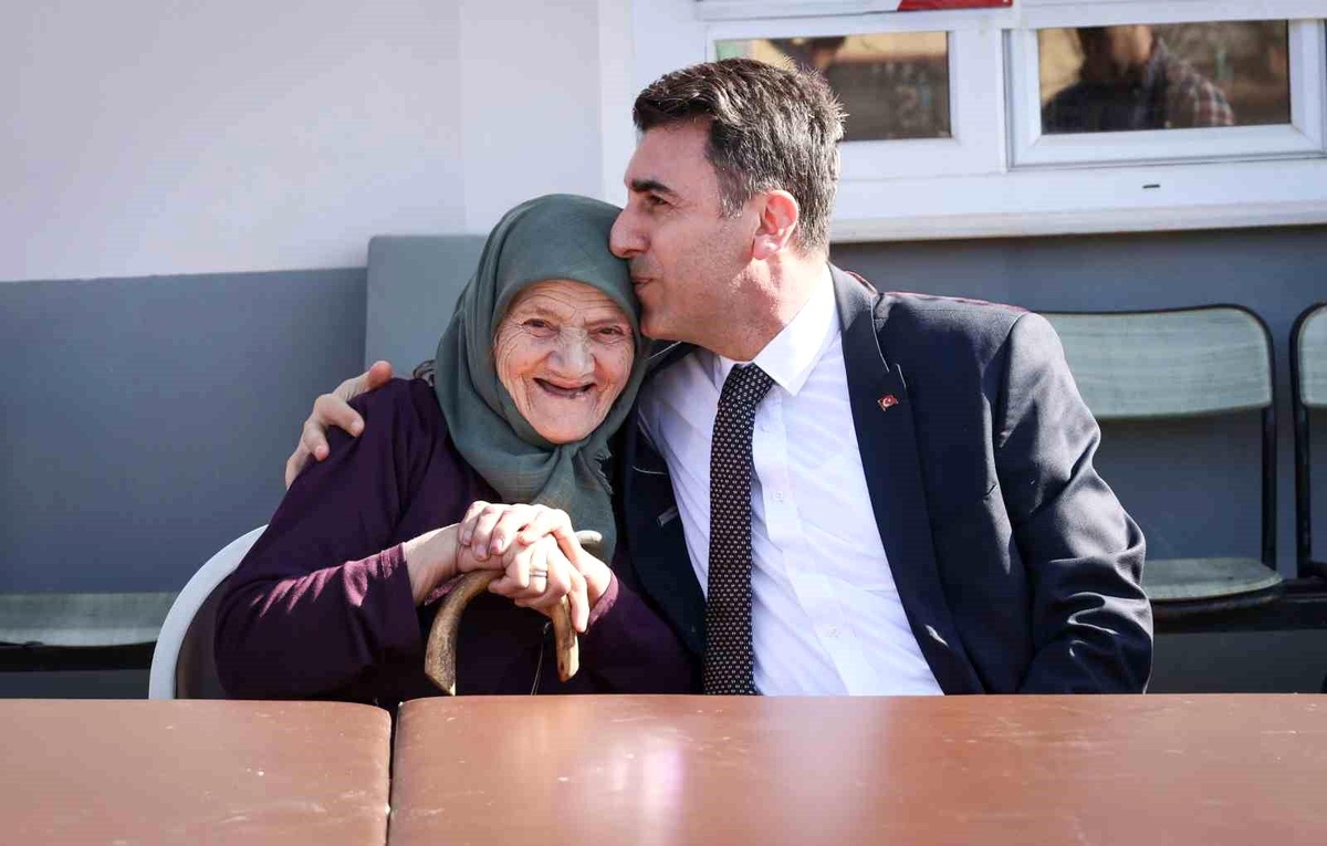 Bilecik Valisi Şefik Aygöl, Örenköy halkına cami inşaatı müjdesi verdi