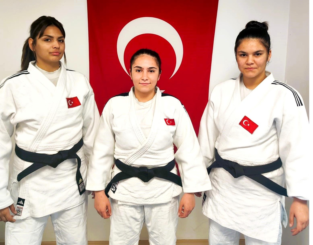 Denizli Büyükşehir Belediyespor Judo Takımı Ümitler Avrupa Judo Kupası\'nda Türkiye\'yi temsil edecek