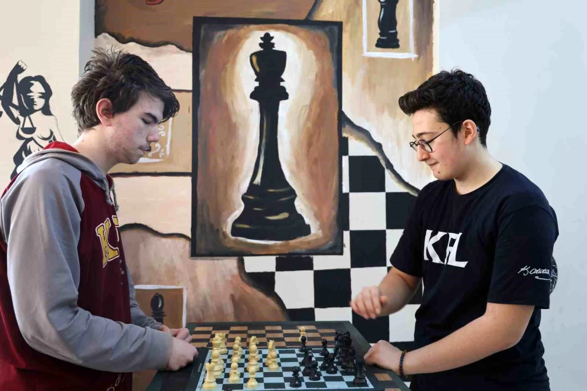 Kozanlı 15 yaşındaki Serdar Murat Yıldız, satrançta milli takıma yükseldi
