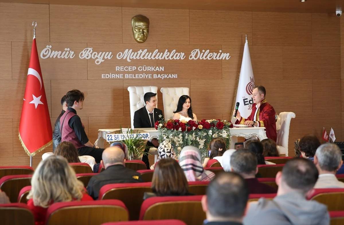 Edirne ve Tekirdağ\'da 29 Şubat\'ta 7 çift evlendi