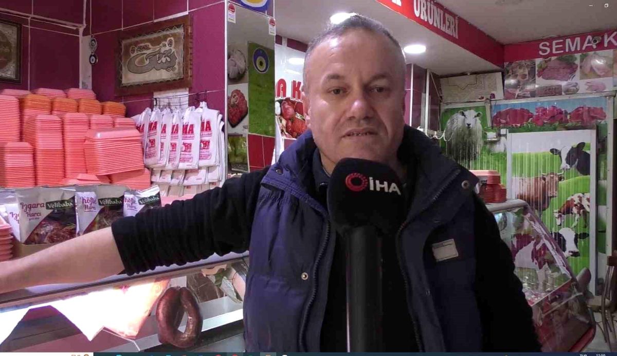 Hakkari\'de kasaplar canlı hayvan bulmakta zorlanıyor