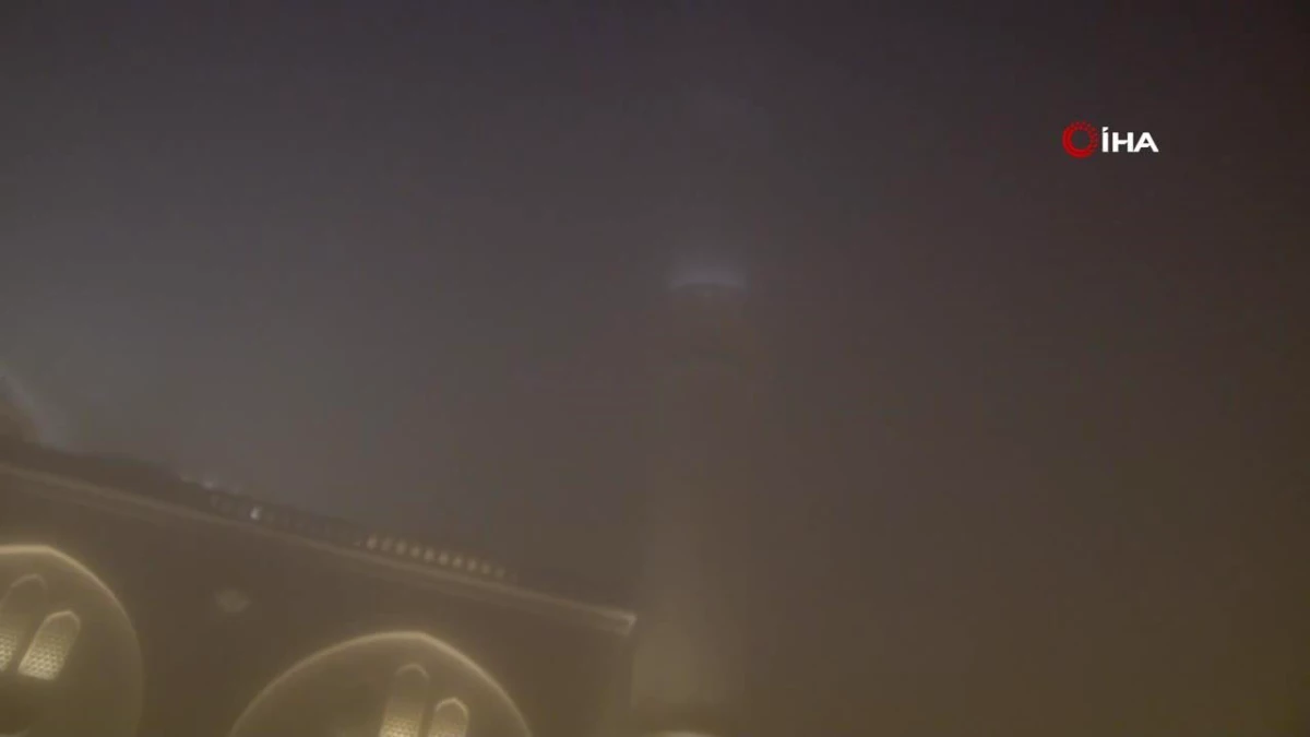 İstanbul\'da yoğun sis: Göz gözü görmedi