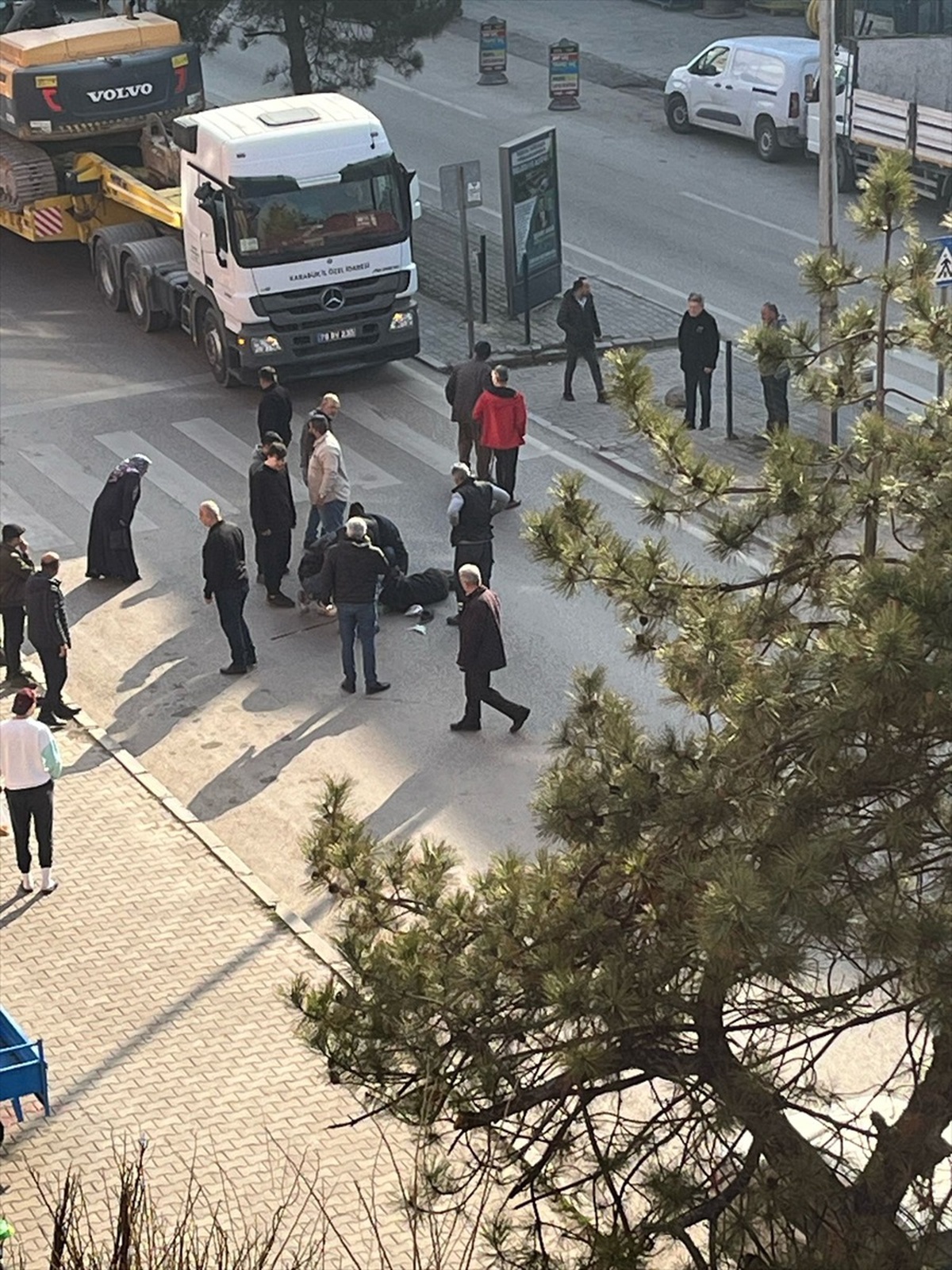 Karabük\'te yaşlı adam otomobil çarpması sonucu hayatını kaybetti