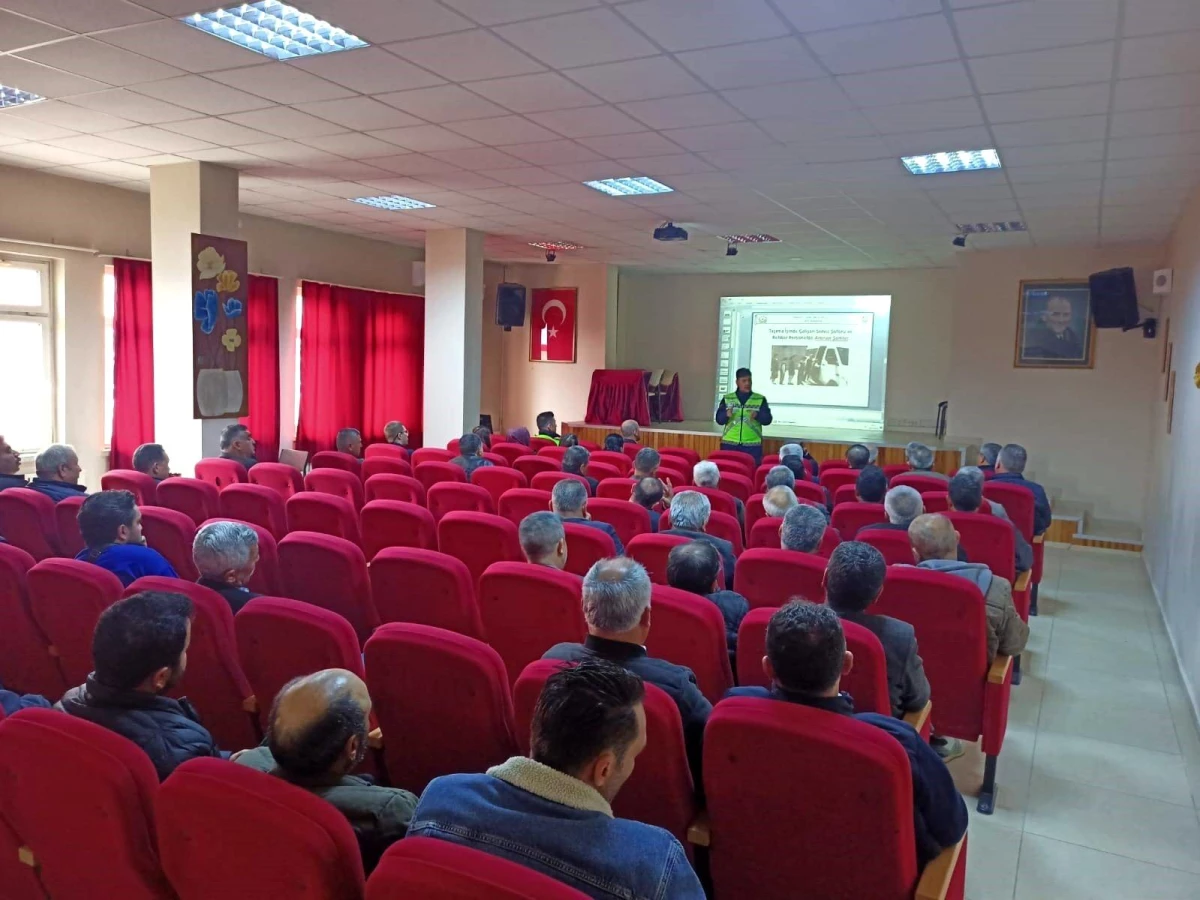 Aydın\'da okul servis şoförlerine eğitim toplantısı düzenlendi