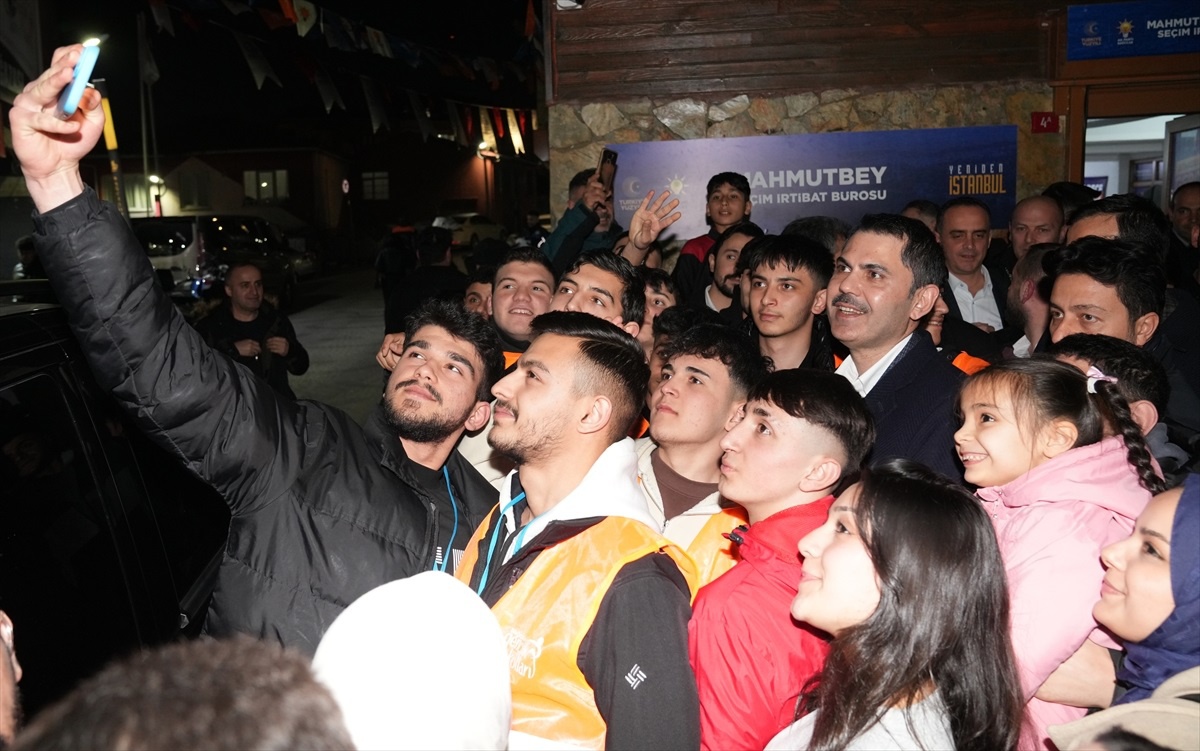 Murat Kurum: İstanbul\'un gençliğine hizmet etmek tek amacımız