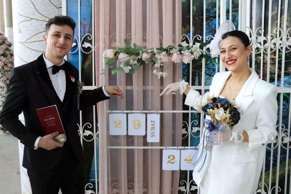 Yalova\'da 29 Şubat\'ta Nikah Masası