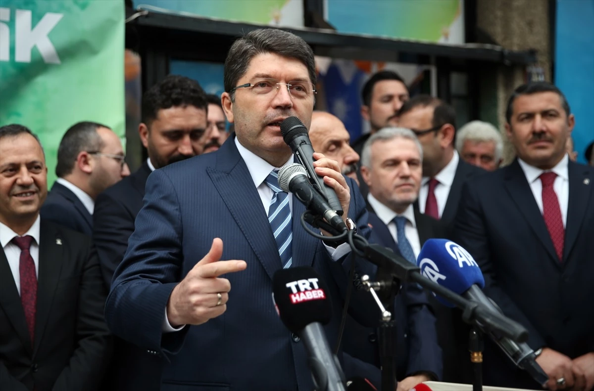 Adalet Bakanı Yılmaz Tunç: Türkiye\'de demokrasinin standartlarını yükseltmeye devam edeceğiz
