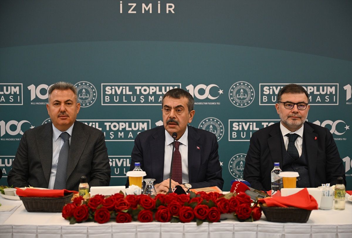 Milli Eğitim Bakanı Yusuf Tekin: Eğitim altyapısı için yerel yönetimlerin desteğine ihtiyacımız var