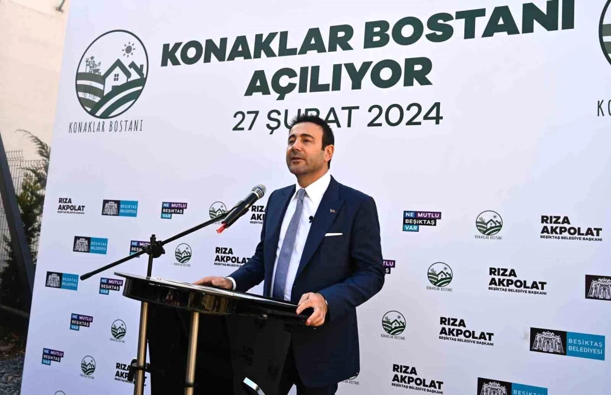 Beşiktaş Belediye Başkanı Rıza Akpolat, Konaklar Bostanı\'nı açtı
