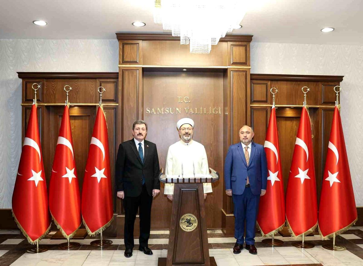 Diyanet İşleri Başkanı Samsun\'da İl Buluşmaları kapsamında ziyaretlerde bulundu