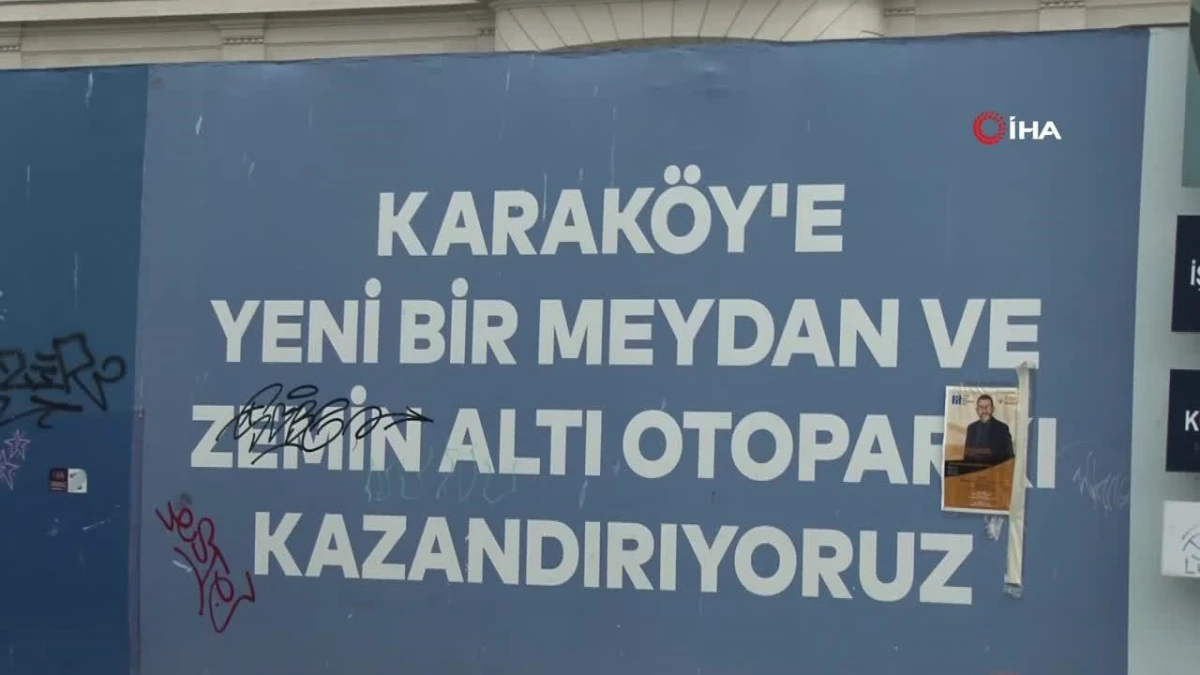 İBB\'nin bitmeyen meydan projesi, Karaköy esnafını bitirdi: "Zor durumdayız, 15-20 esnaf dükkanlarını kapatıp gitti"