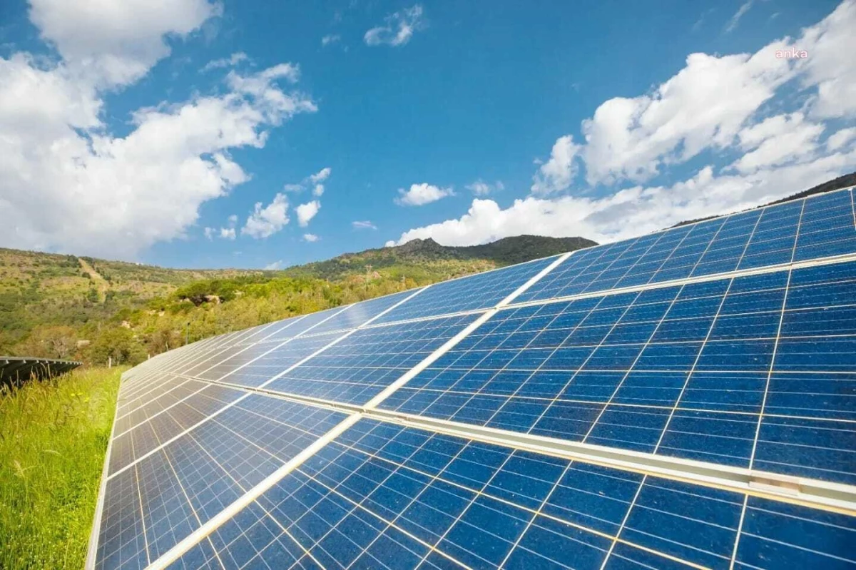 Karşıyaka Belediyesi Güneş Enerji Santrali ile Bütçe Geliri Elde Ediyor