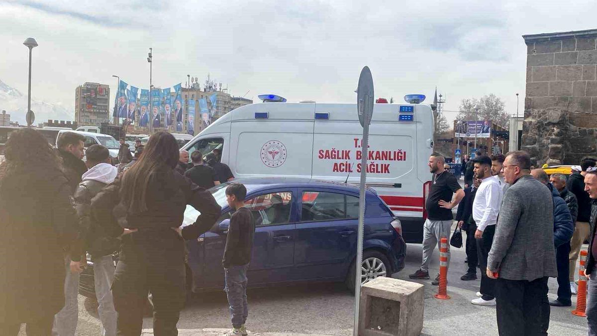 Kayseri\'de 2 grup arasında çıkan kavgada 1 kişi bıçaklandı