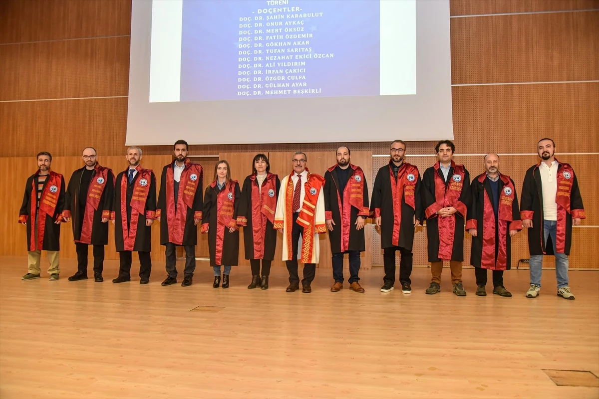 KMÜ\'de Akademik Performans ve Biniş Giyme Töreni Düzenlendi