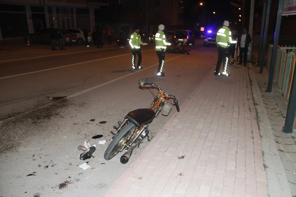 Konya\'da Motosiklet Kazası: 2 Kişi Yaralandı
