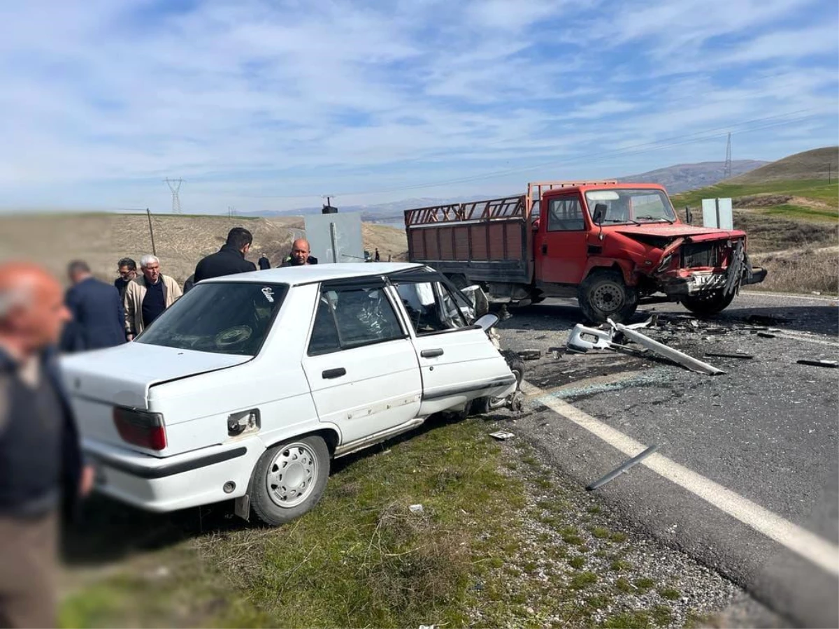 Malatya Arapgir\'de Trafik Kazası: 1 Ölü