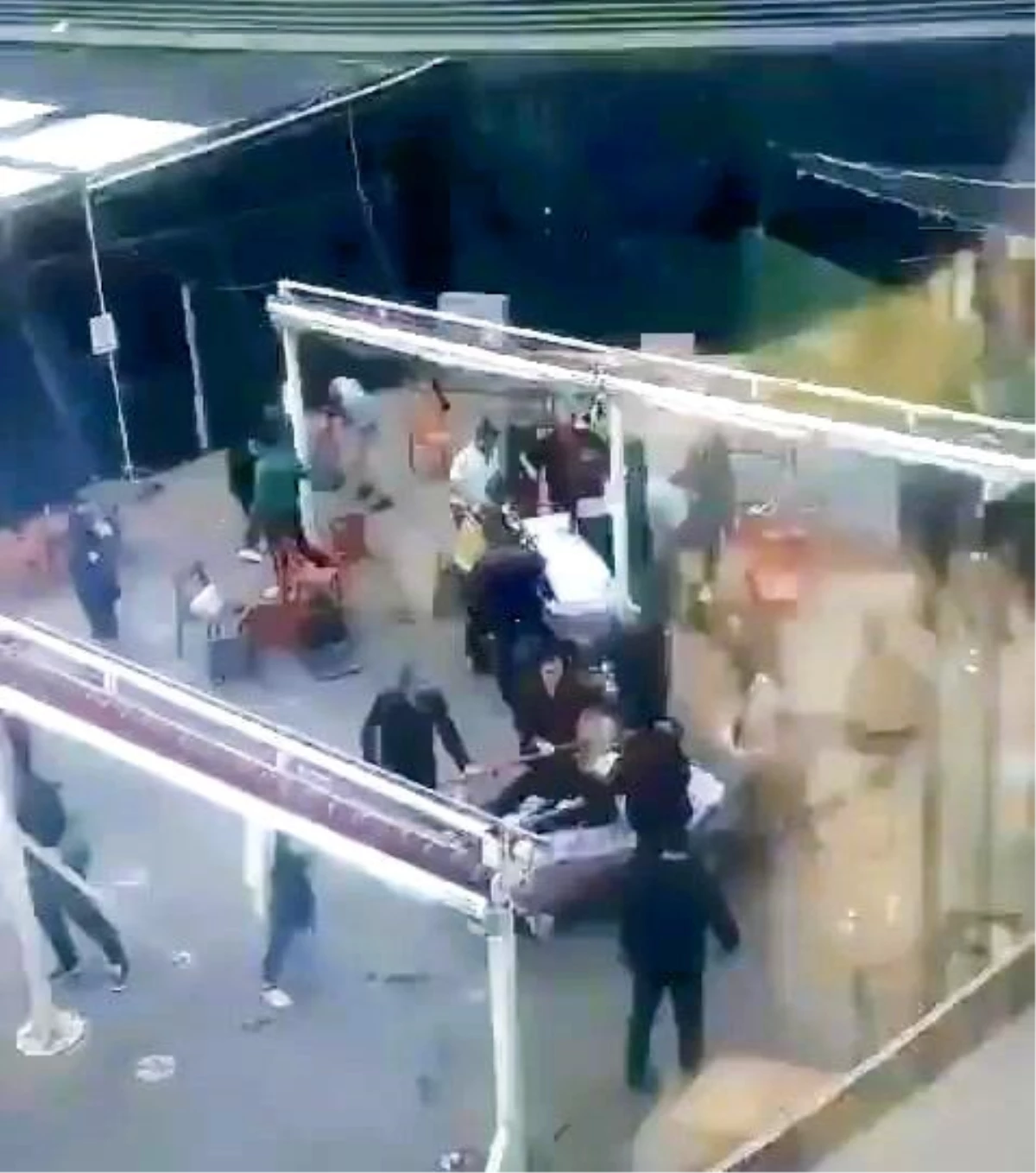 Denizli\'deki hastane saldırısında yaşanan panik anları kamerada