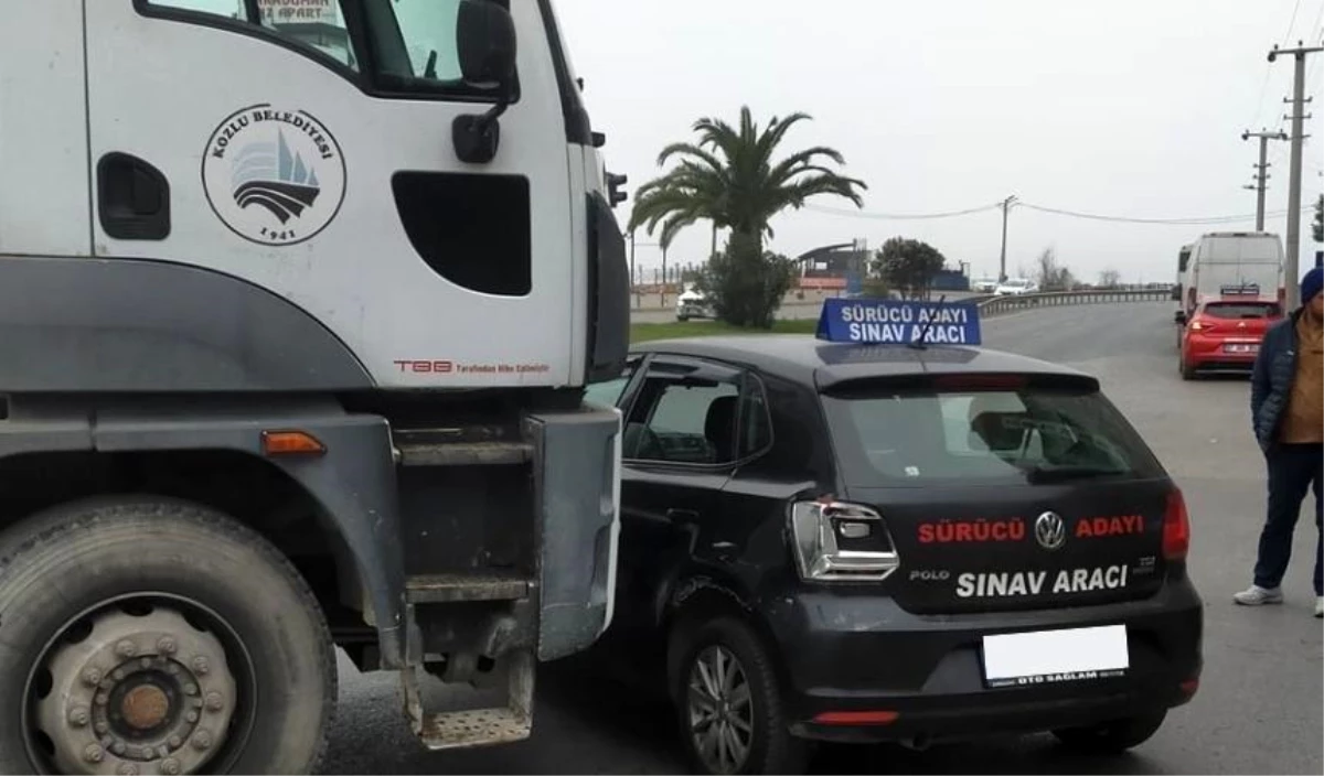 Zonguldak\'ta çöp kamyonu sürücü kursu aracına çarptı