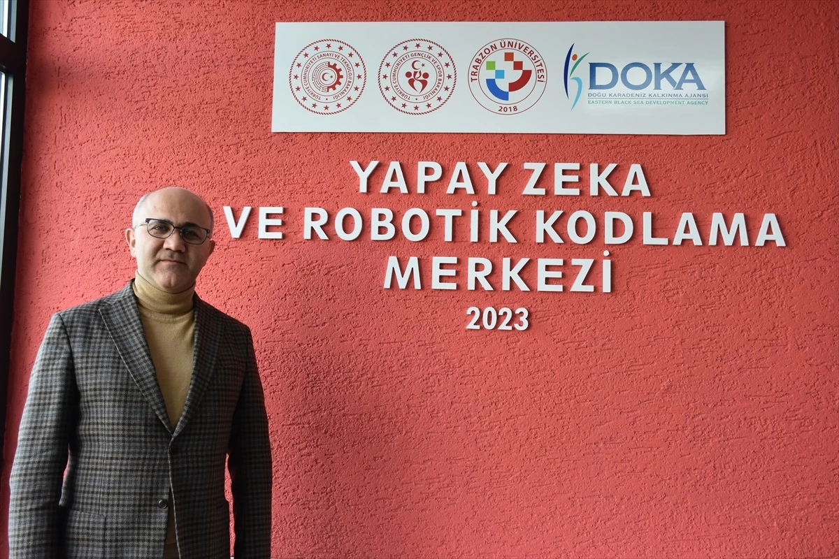 Trabzon Üniversitesi Yapay Zeka ve Robotik Kodlama Merkezi\'nden 6 ayda 320 kişi faydalandı
