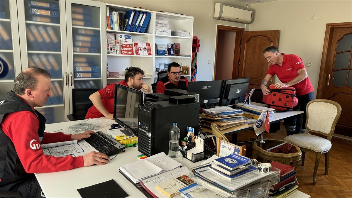 KTÜ Sivil Savunma Arama Kurtarma Ekibi Afetlere Hazırlanıyor