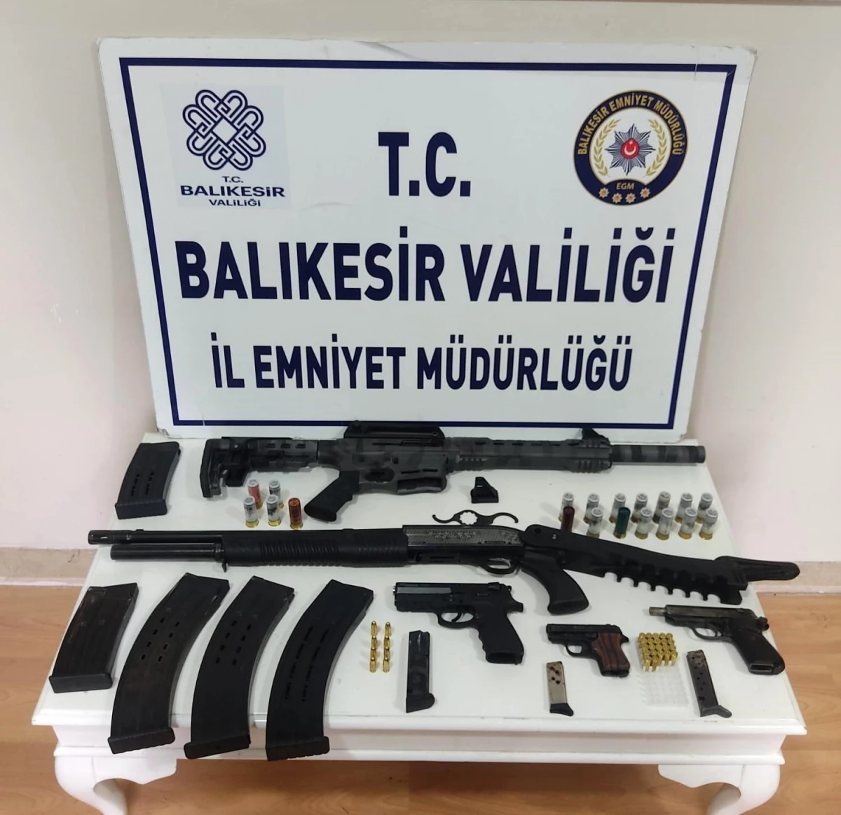 Balıkesir Susurluk\'ta Ruhsatsız Silah Operasyonu: Bir Şüpheli Gözaltına Alındı