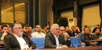 Kayseri Büyükşehir Belediye Başkanı Deprem Seminerine Katıldı